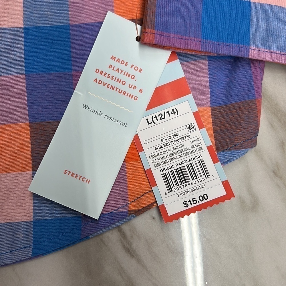 Boys Button up Dress Shirt - Picture 2 of 4